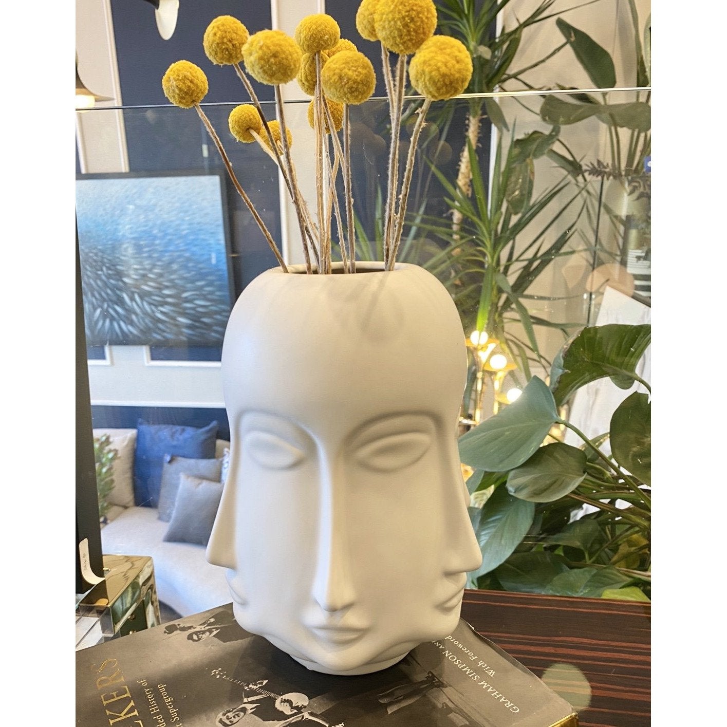 Million Face Vase