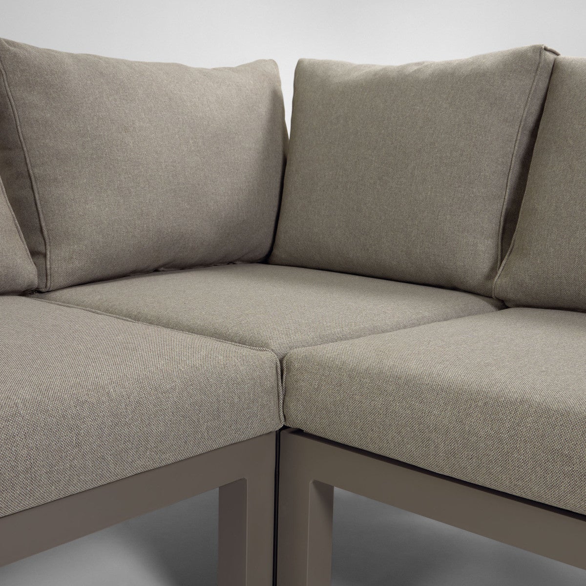 Duka Outdoor Sofa & Coffee Table Set