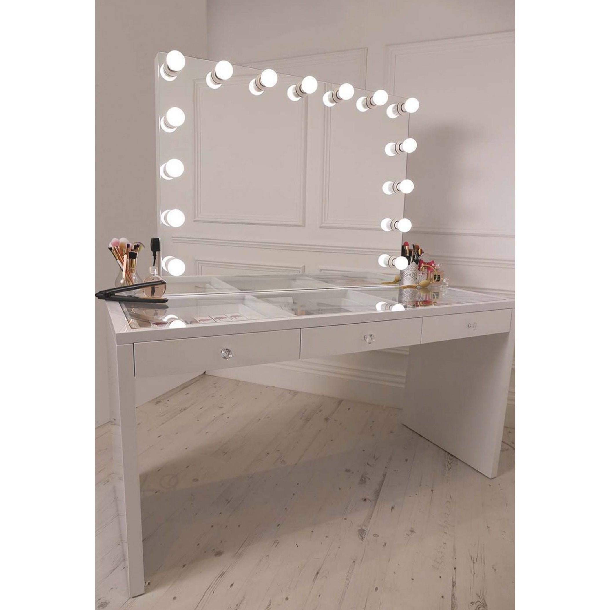 Attachable 2024 vanity lights